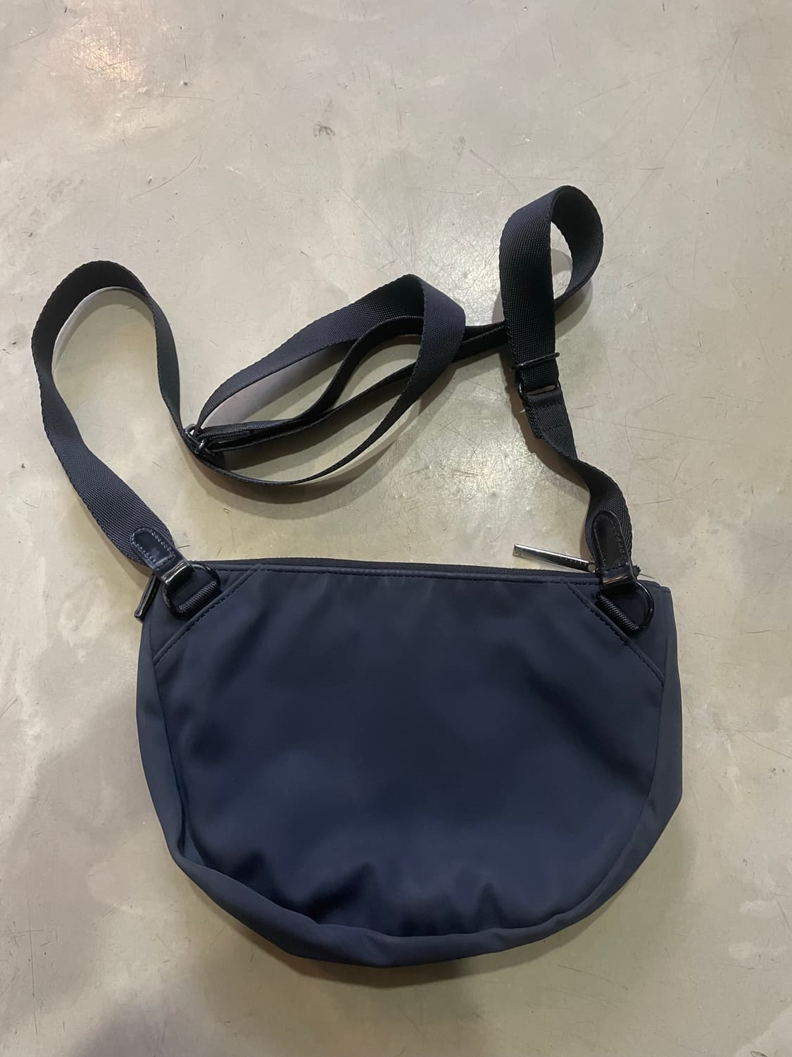 요시다 포터 미니 크로스백 블랙 상품이미지3