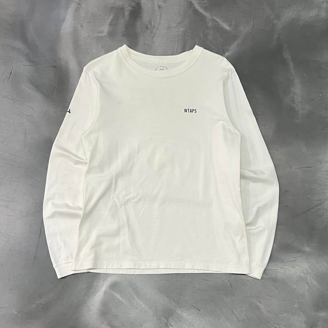  더블탭스 레터링 롱슬리브 y14418 상품이미지1