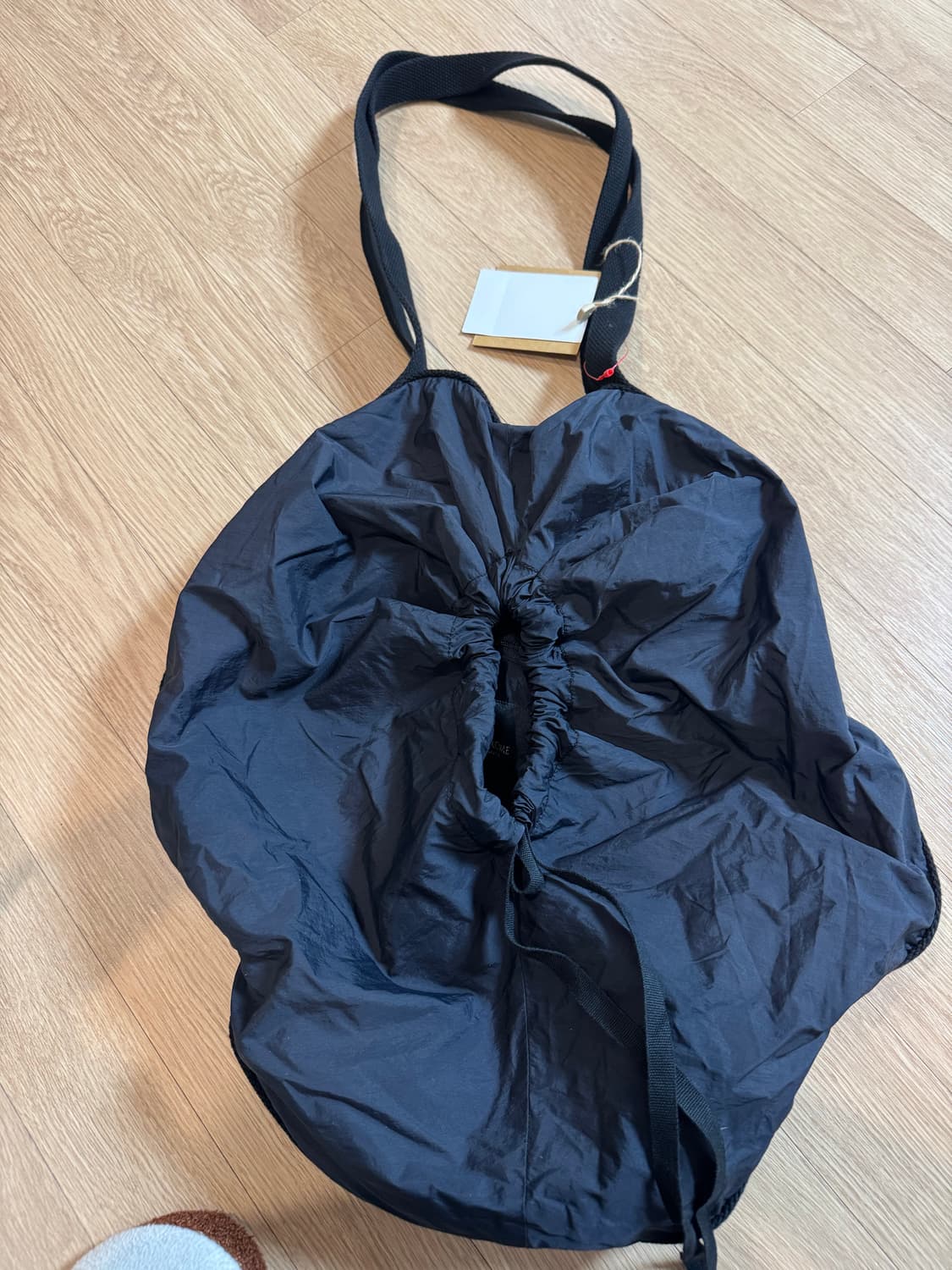 새상품 모노크롬 나일론 동그라미 숄더백 상품이미지4