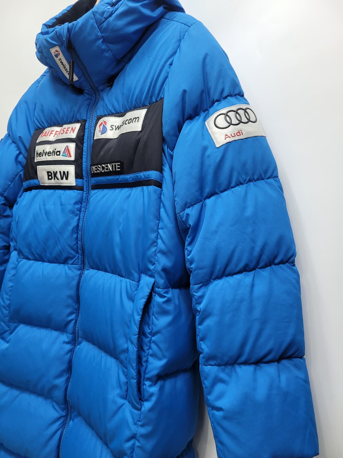 DESCENTE 데상트 스위스 레플리카 다운 롱패딩 / 남 90 상품이미지3