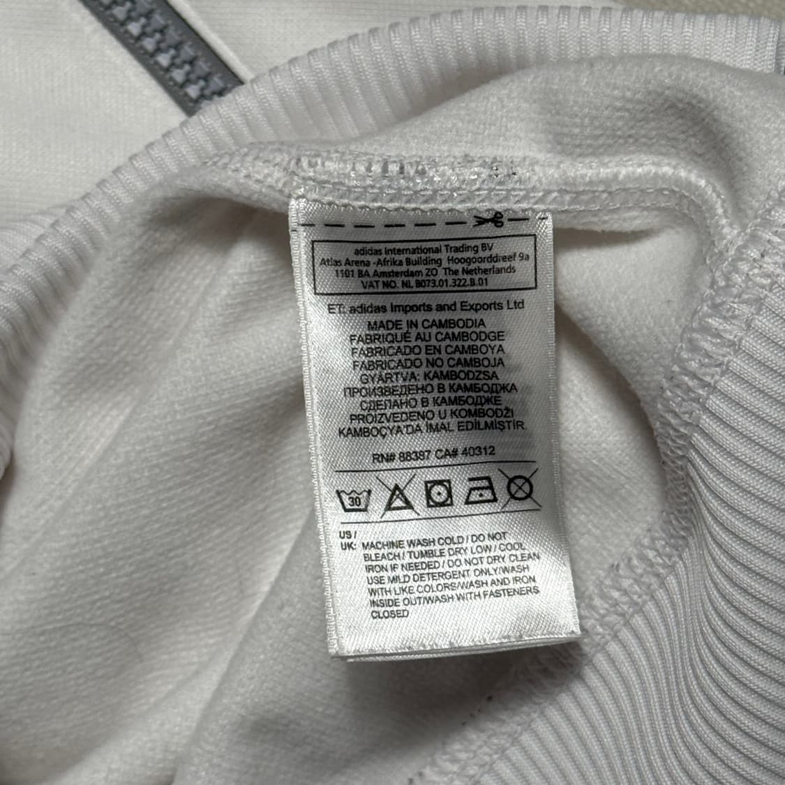 M 아디다스 레알마드리드 네이비라인 화이트 트랙탑 상품이미지5