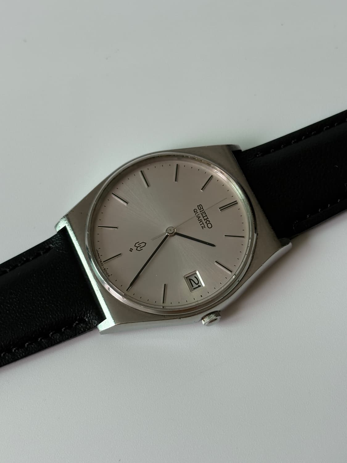 세이코 1980년대 Emblem 실버 쿼츠 남성 상품이미지1