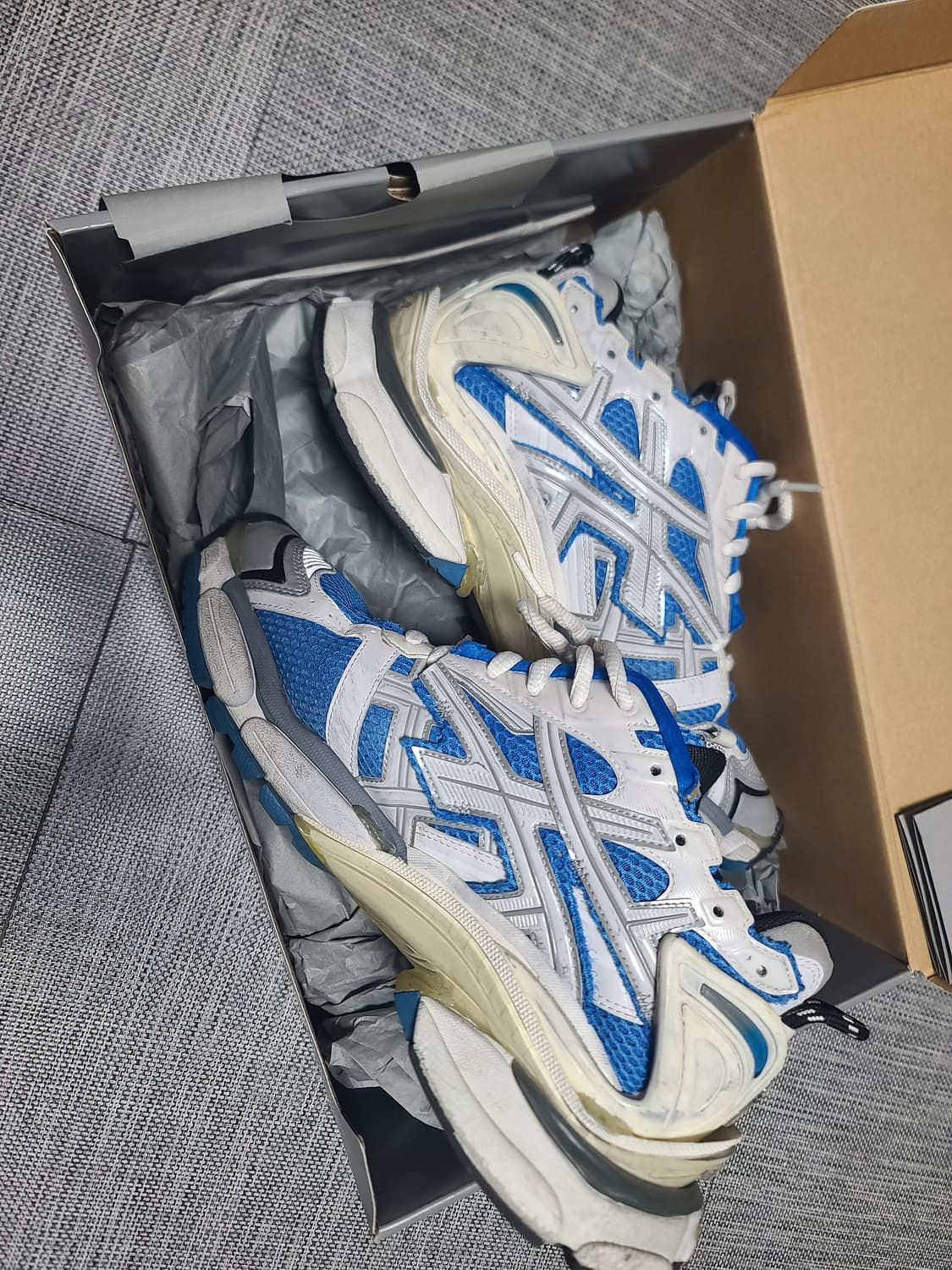 발렌시아가 뉴러너 블루 44 스니커즈 발렌시아가 러너 상품이미지8