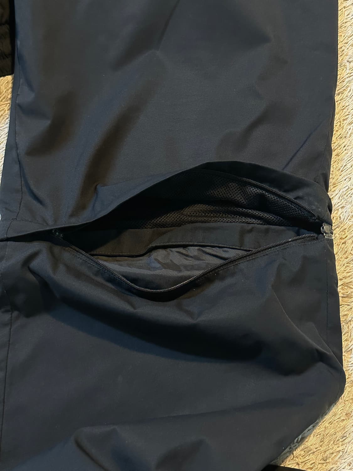 00's 나이키 올드스쿨 스우시 탈부착 나일론 트랙팬츠 블랙 상품이미지3