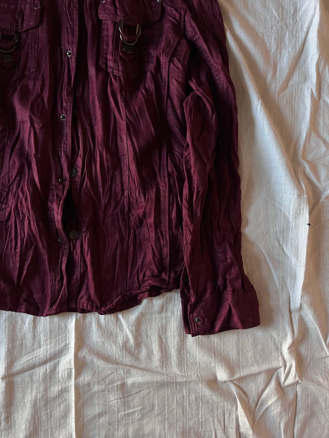 In the attic Wrinkled Burgundy Shirt 상품이미지3