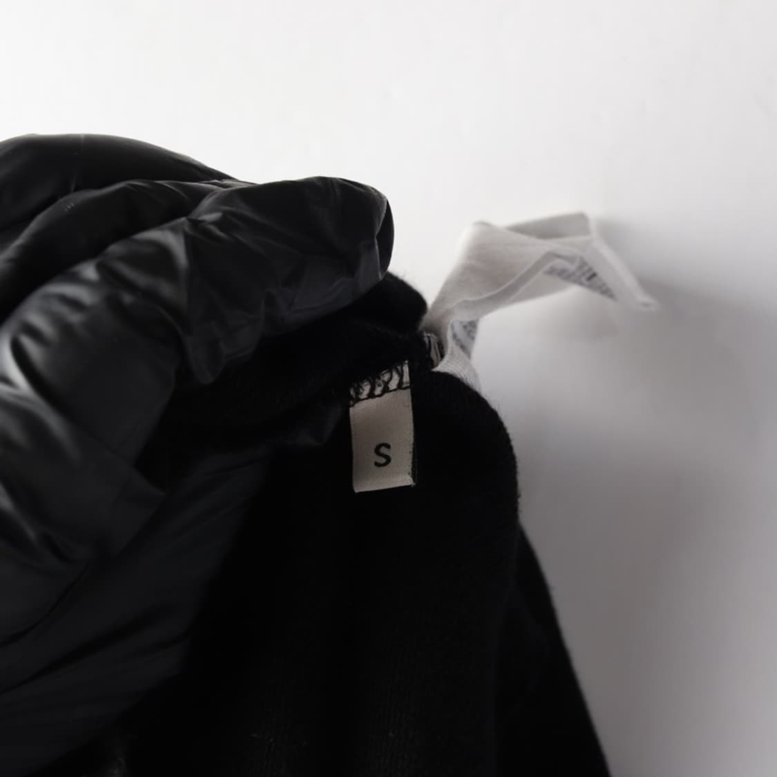 AMI 톤온톤 하트 로고 조거 스웨트 팬츠 블랙 S 상품이미지7