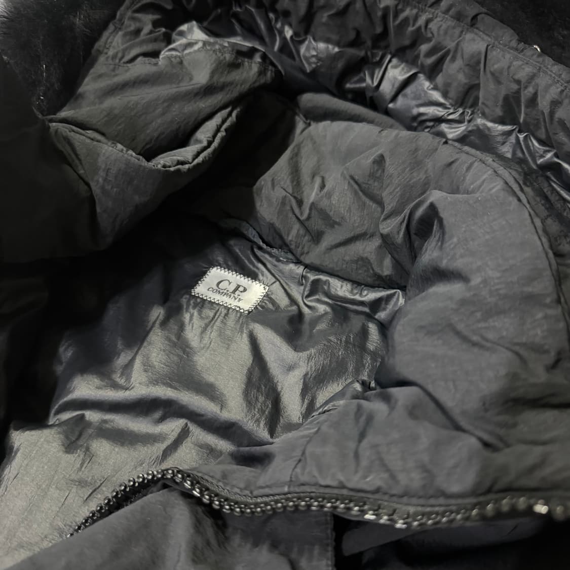CP company 라쿤 퍼 덕다운 미드 점퍼 패딩 상품이미지4