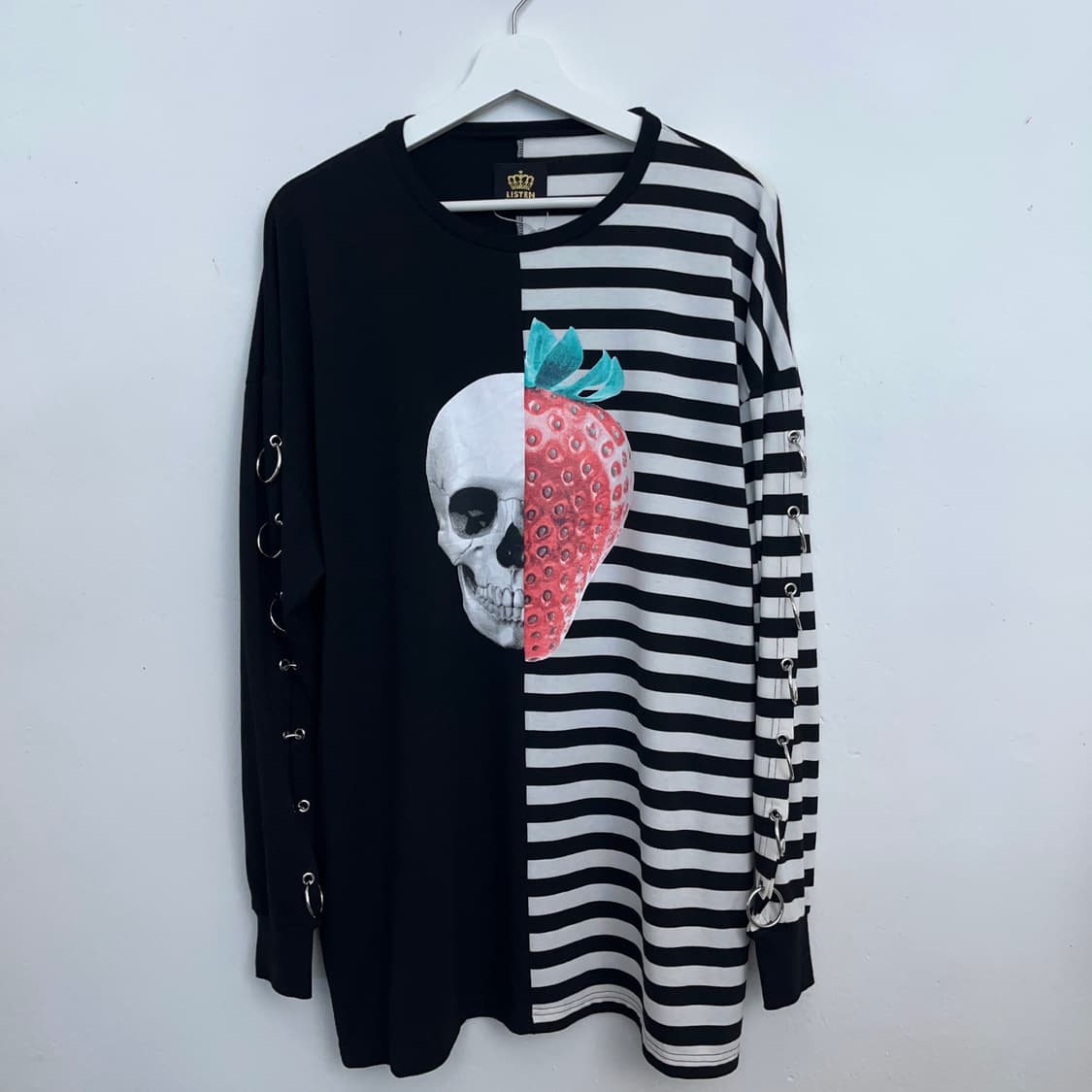 LISTEN FLAVOR Half stripe Long Sleeve T 상품이미지1