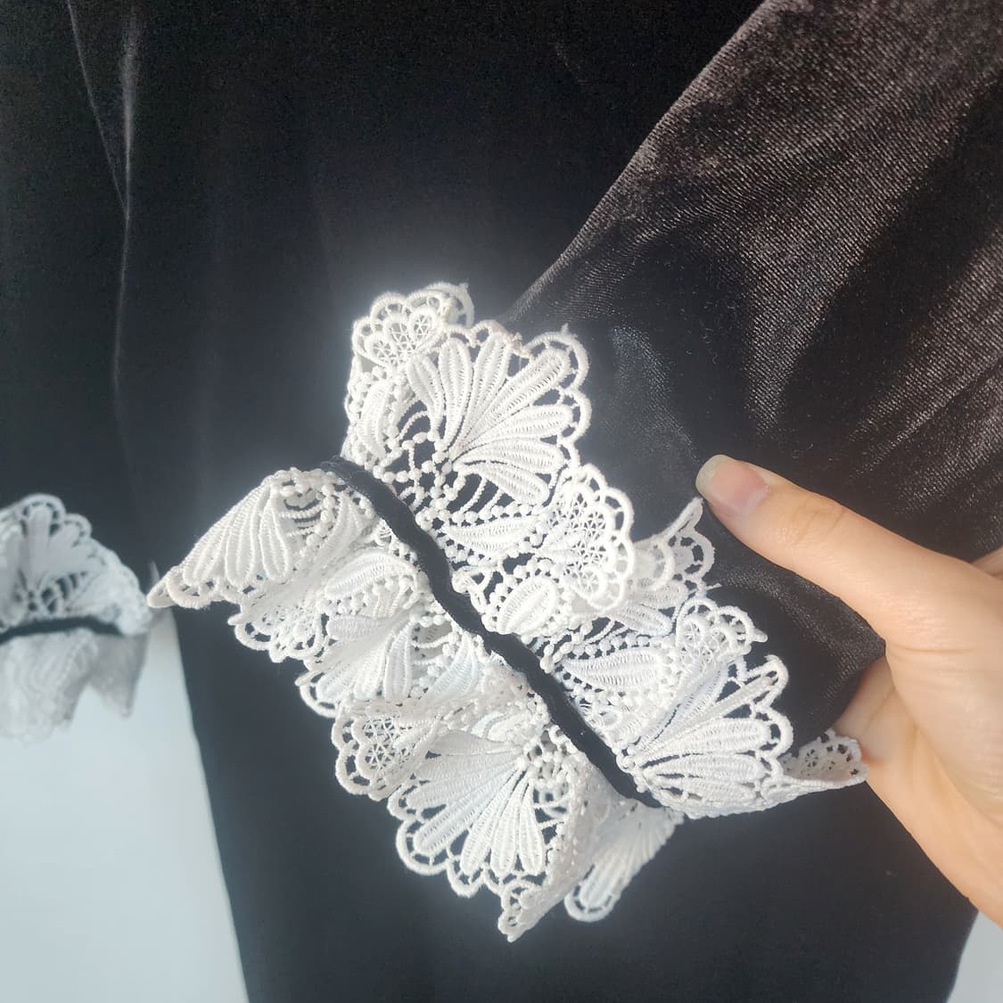 JULL LOG 블랙 벨벳 레이스 롱 원피스 상품이미지3