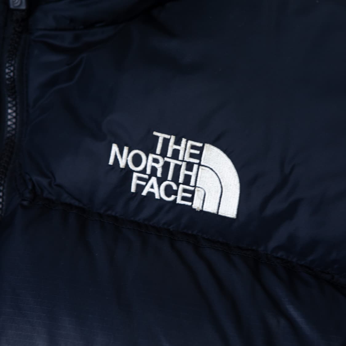 90s 노스페이스 눕시 700 푸퍼 자켓 블랙 상품이미지2