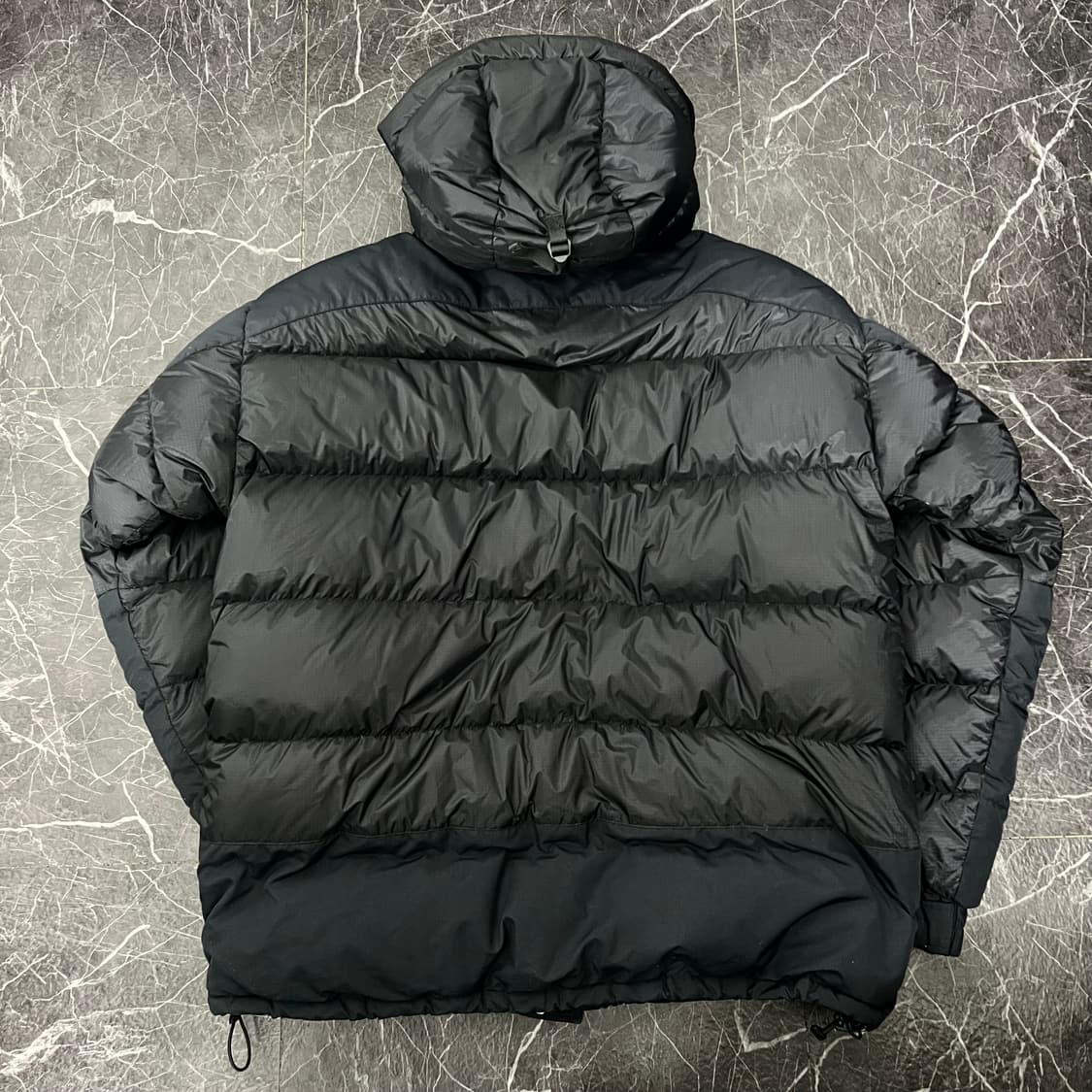 마운틴 하드웨어 OG 콘듀잇 SL 테크 패딩자켓 상품이미지4