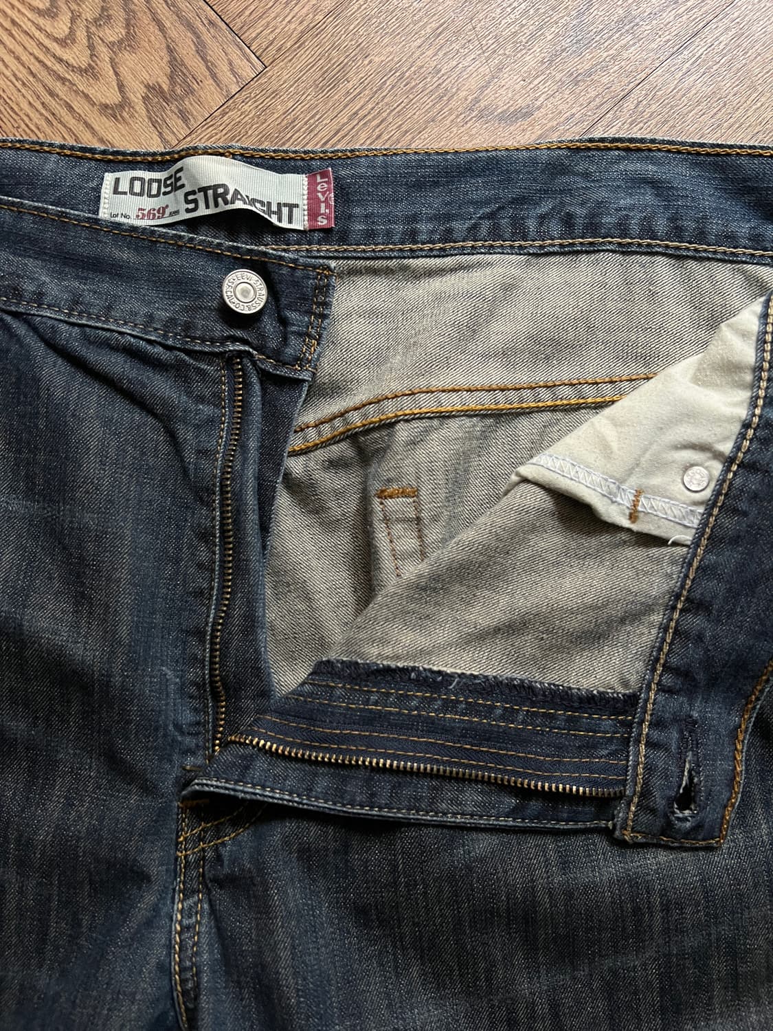 [36]리바이스 569 와이드핏 빈티지 워싱 생지 데님 팬츠 상품이미지3