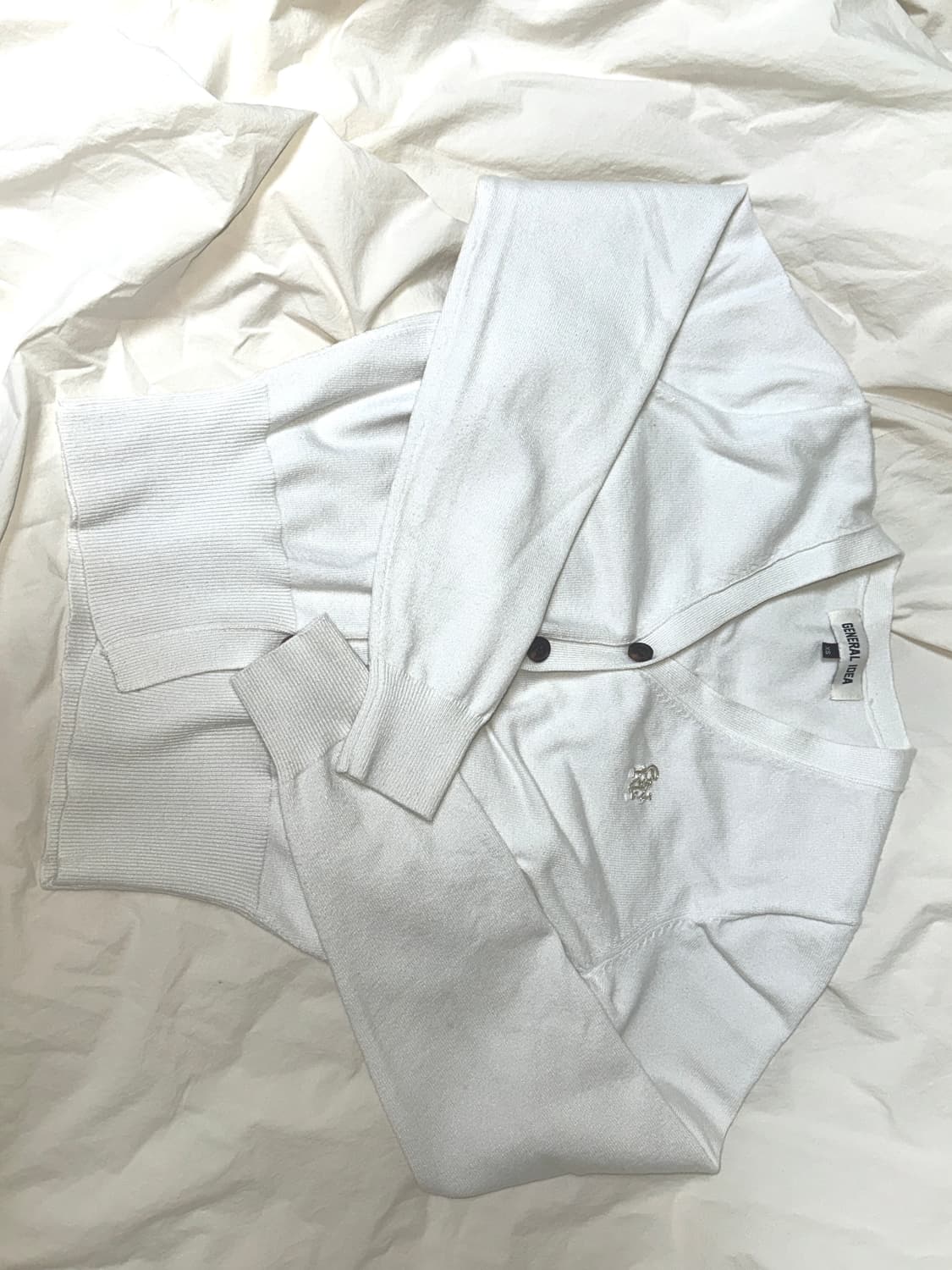 제너럴 아이디어 에센셜 가디건 화이트 상품이미지4