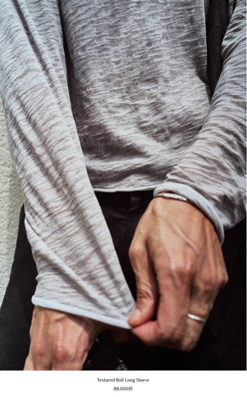 모노프리베 텍스쳐 롱슬리브 차콜 2 상품이미지1