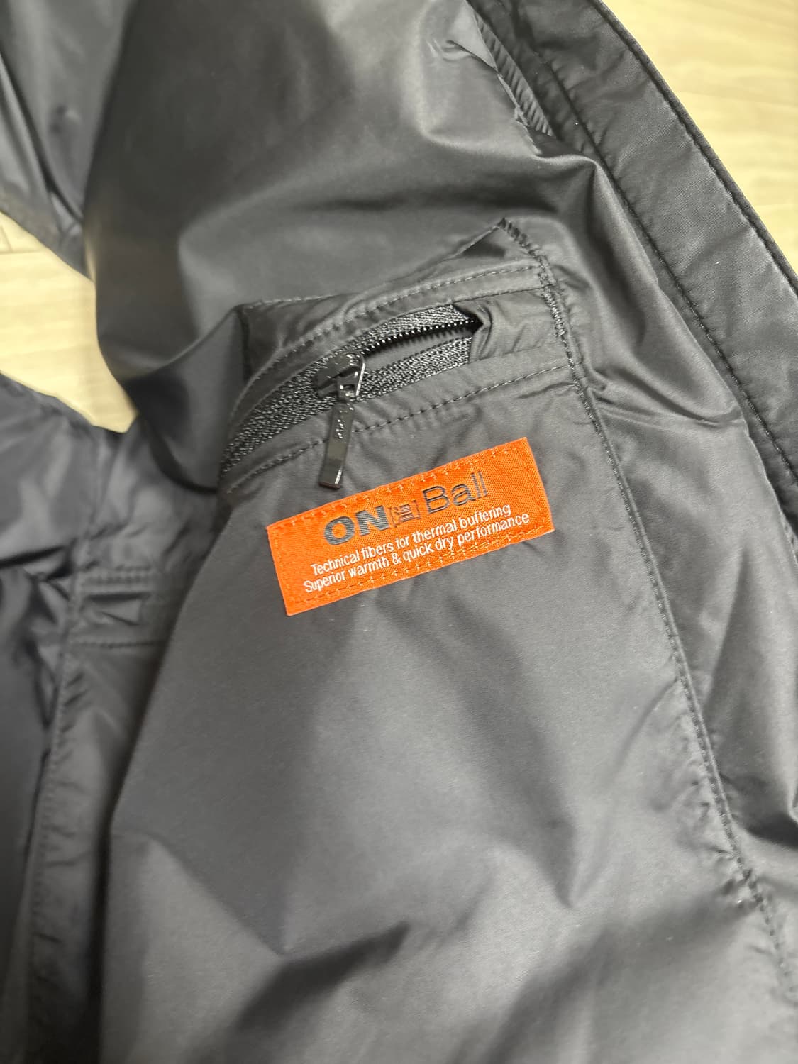 눕시 온볼 패딩조끼 상품이미지3