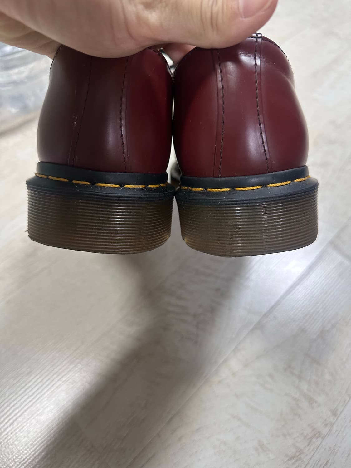 닥터마틴 1461 스무스 체리레드 uk8 1회착 상품이미지4