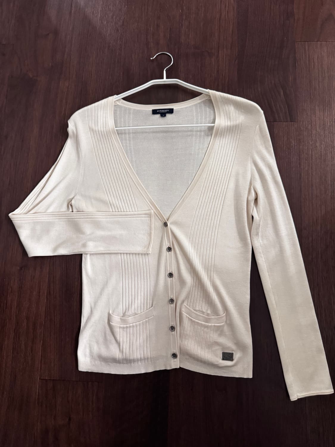 버버리 실크 가디건 상품이미지1