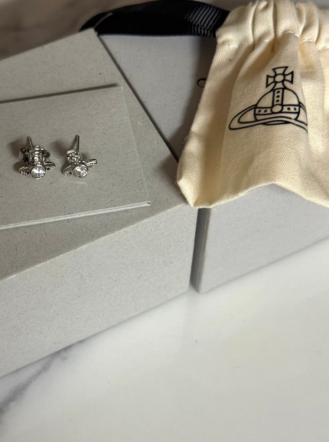 비비안 웨스트우드 런던 오브 이어링 실버 상품이미지2