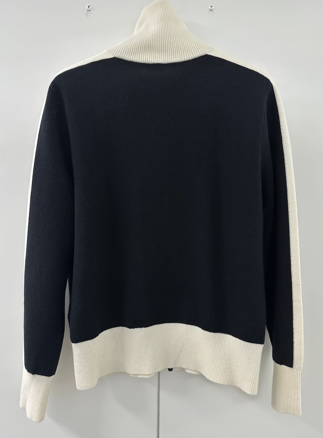 산드로 옴므 로고 집업 스웨터 (M, 새상품) 상품이미지5