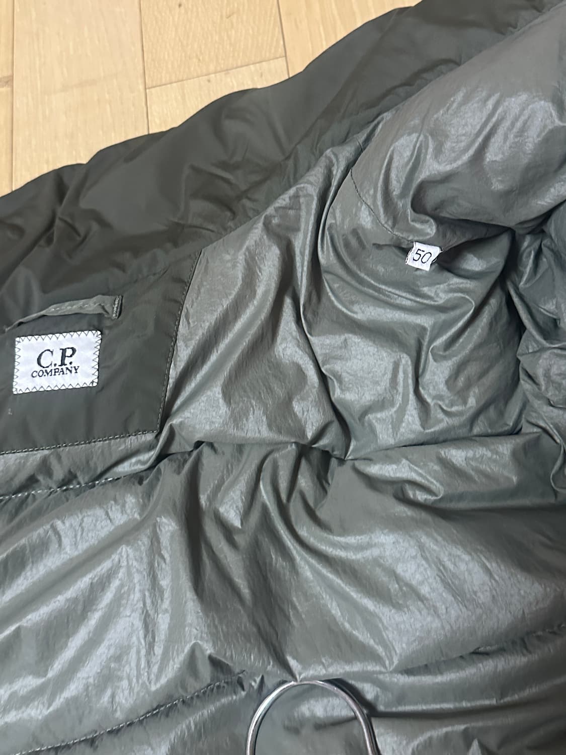 CP컴퍼니 NYCRA 다운 렌즈 패딩 자켓 13CMOW251A 상품이미지6