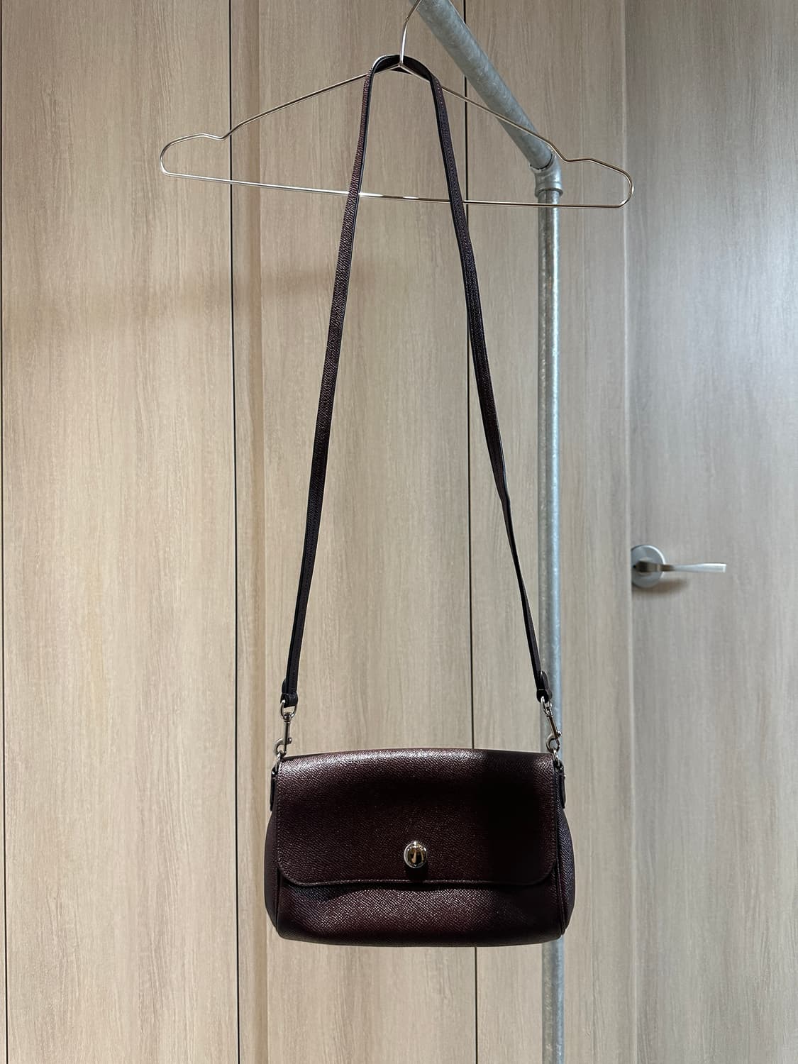 코치 미니 크로스백 상품이미지2