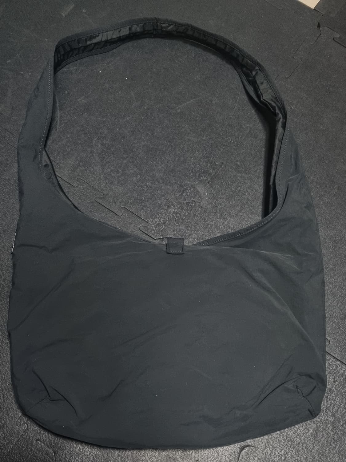 마지언타이틀 보어백 크로스백 그레이 상품이미지3