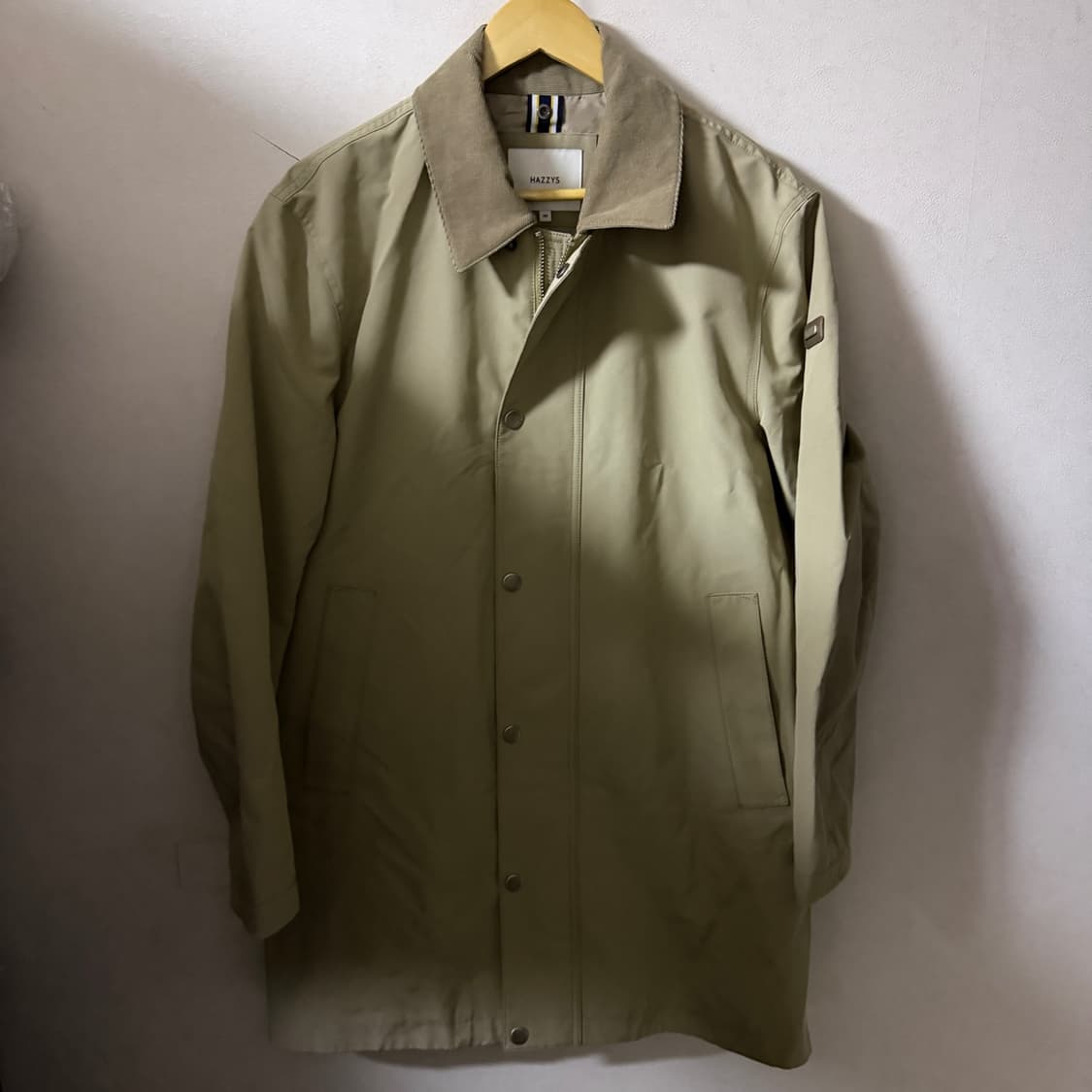 헤지스 디테쳐블 헌팅코트 베이지 100(남성 105까지) 상품이미지1