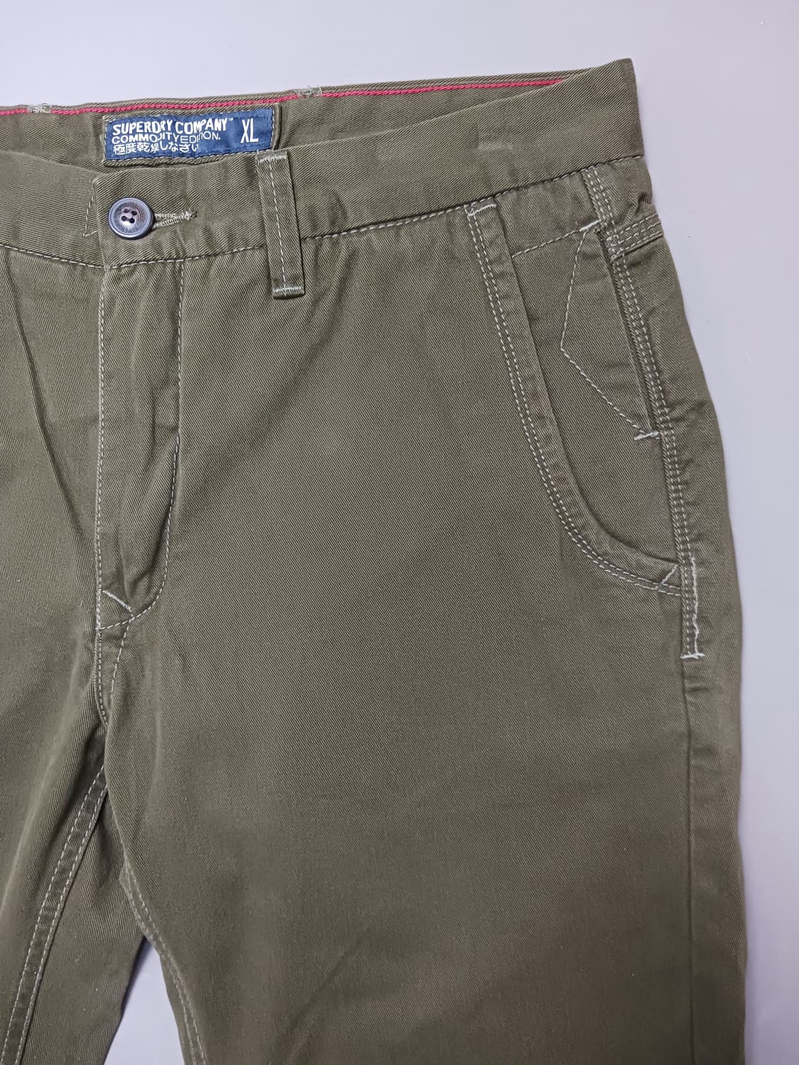 새제품 [32] 슈퍼드라이 슬림2핏 카키 치노 팬츠 상품이미지4