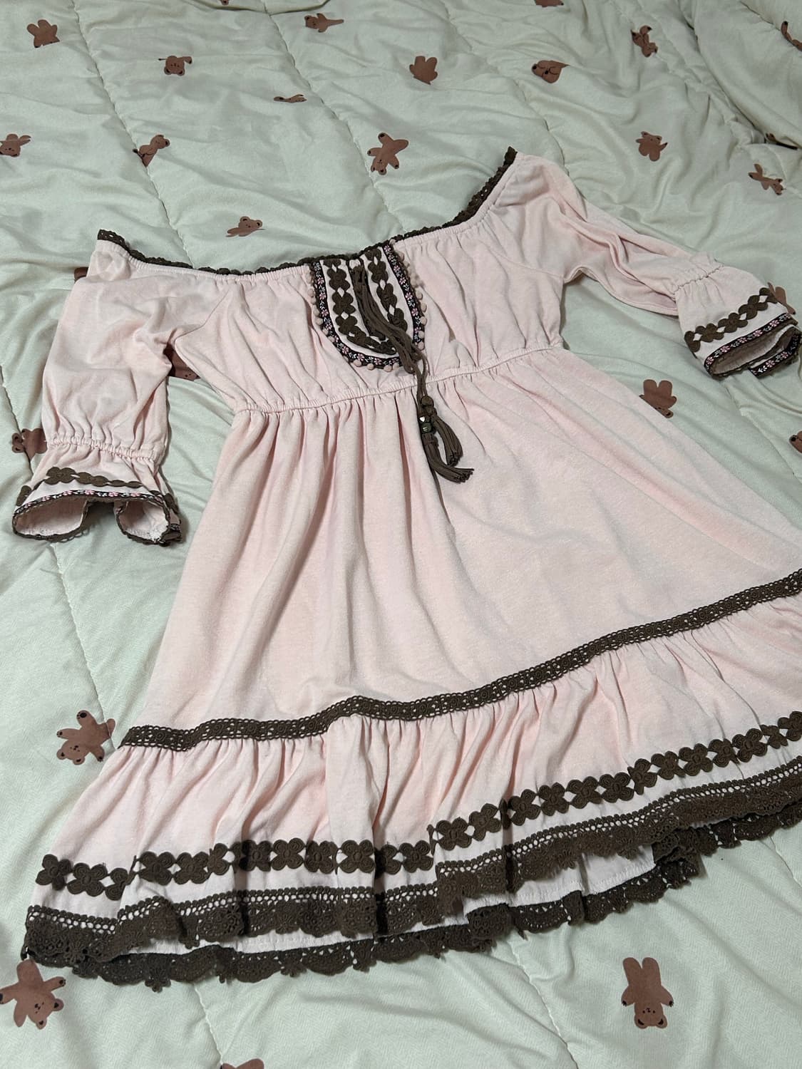 리즈리사 라떼갸루 초코핑크 오프숄더 원피스 상품이미지1