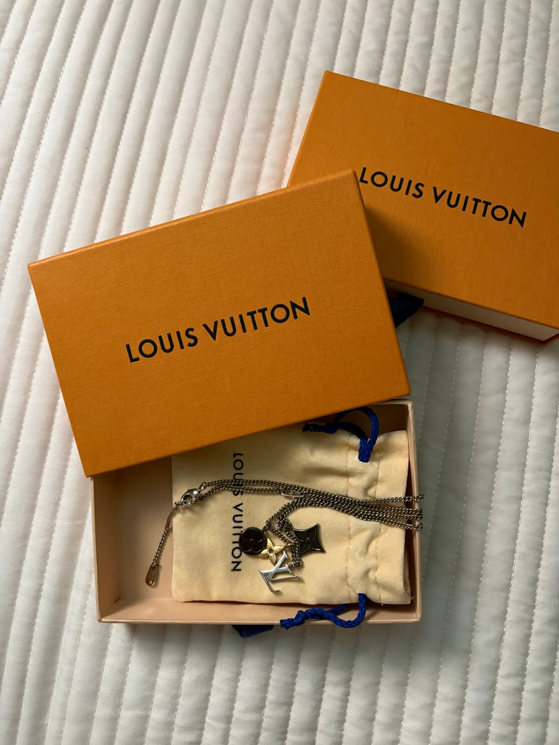 루이비통 LV 인스팅트 목걸이 풀박스 상품이미지2