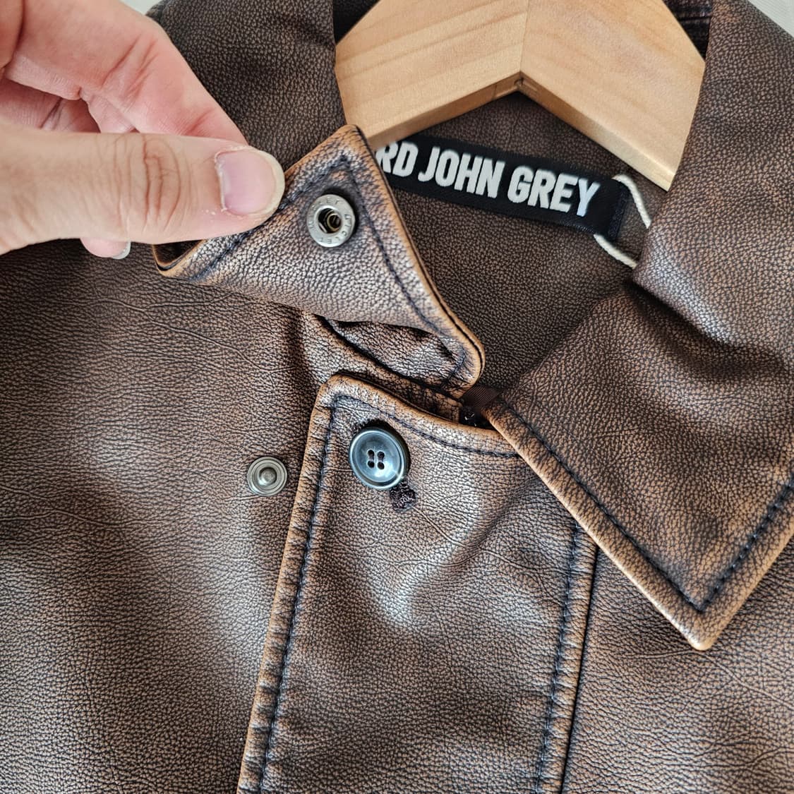 L 새제품) 로드 존 그레이 A-2 레더 자켓 브라운 워싱 워시드 상품이미지9