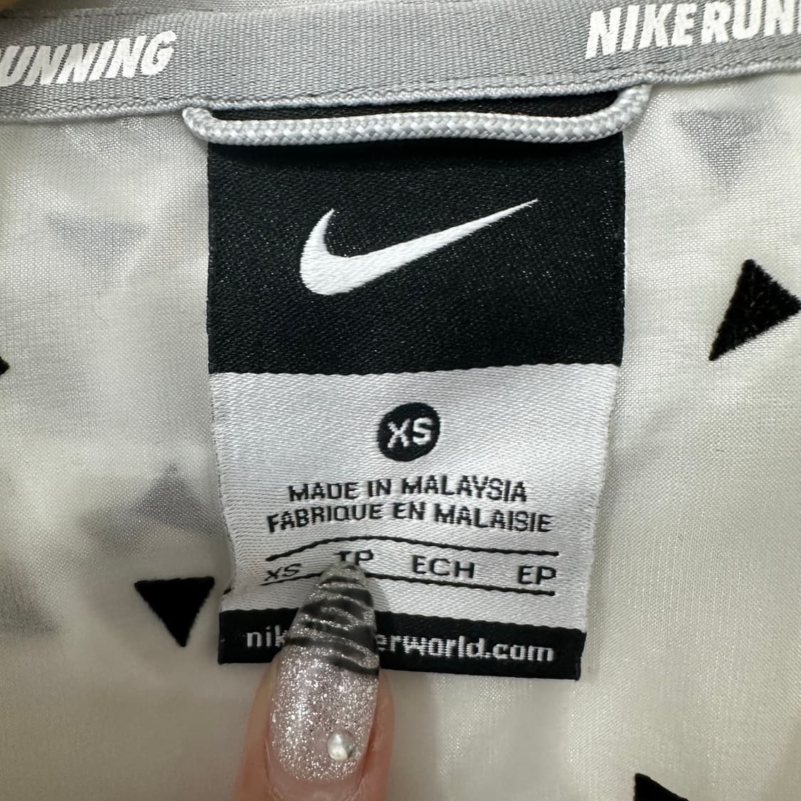 나이키 바람막이XS 상품이미지3