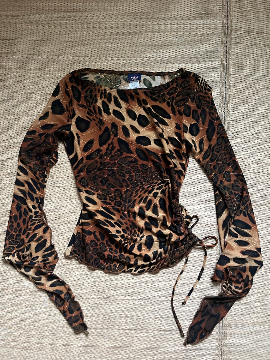 Wildcat y2k 갸루 호피 애니멀프린팅 레오파드 셔링 티셔츠 상품이미지1