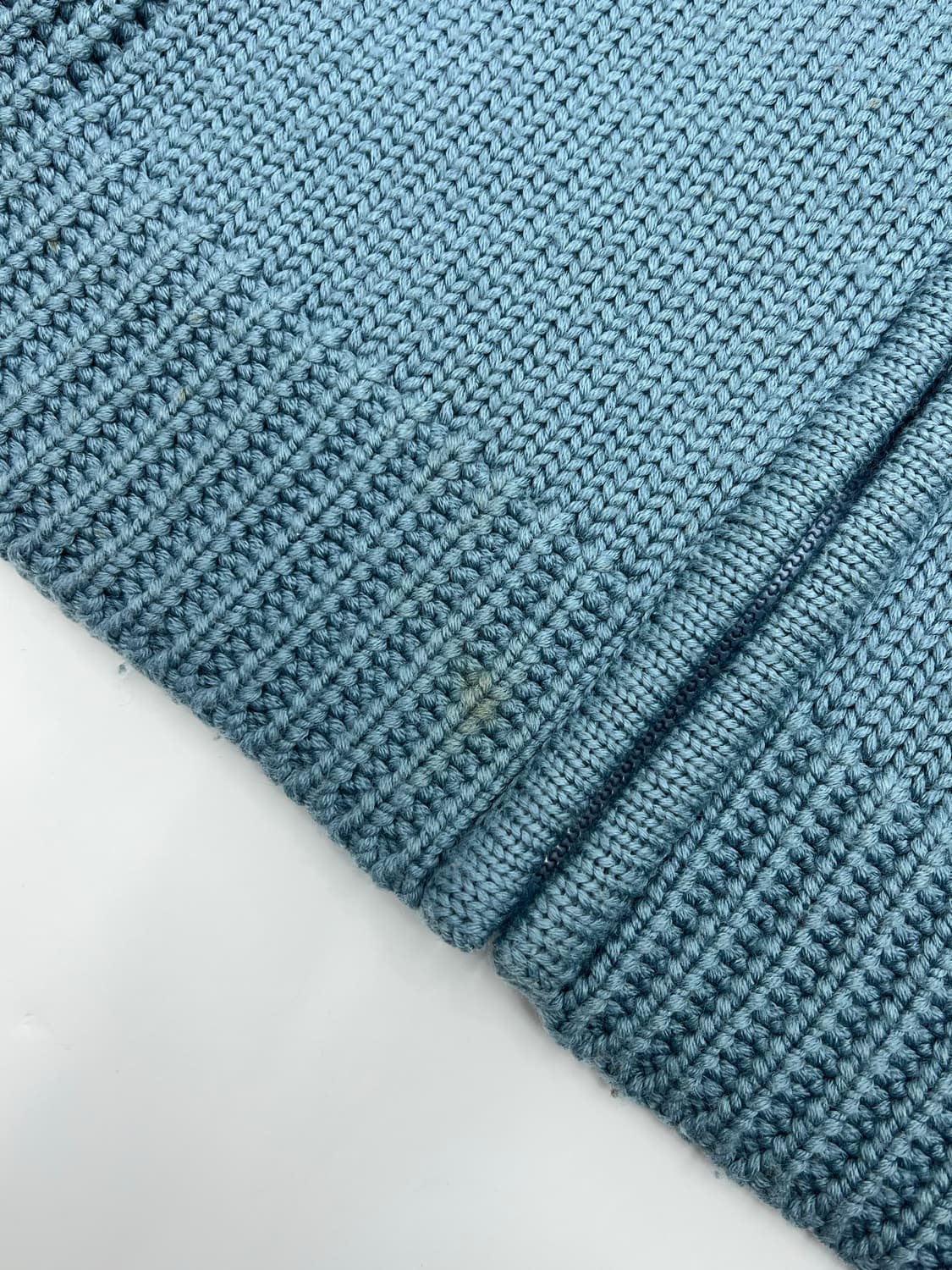 게스 배색 니트집업 상품이미지7