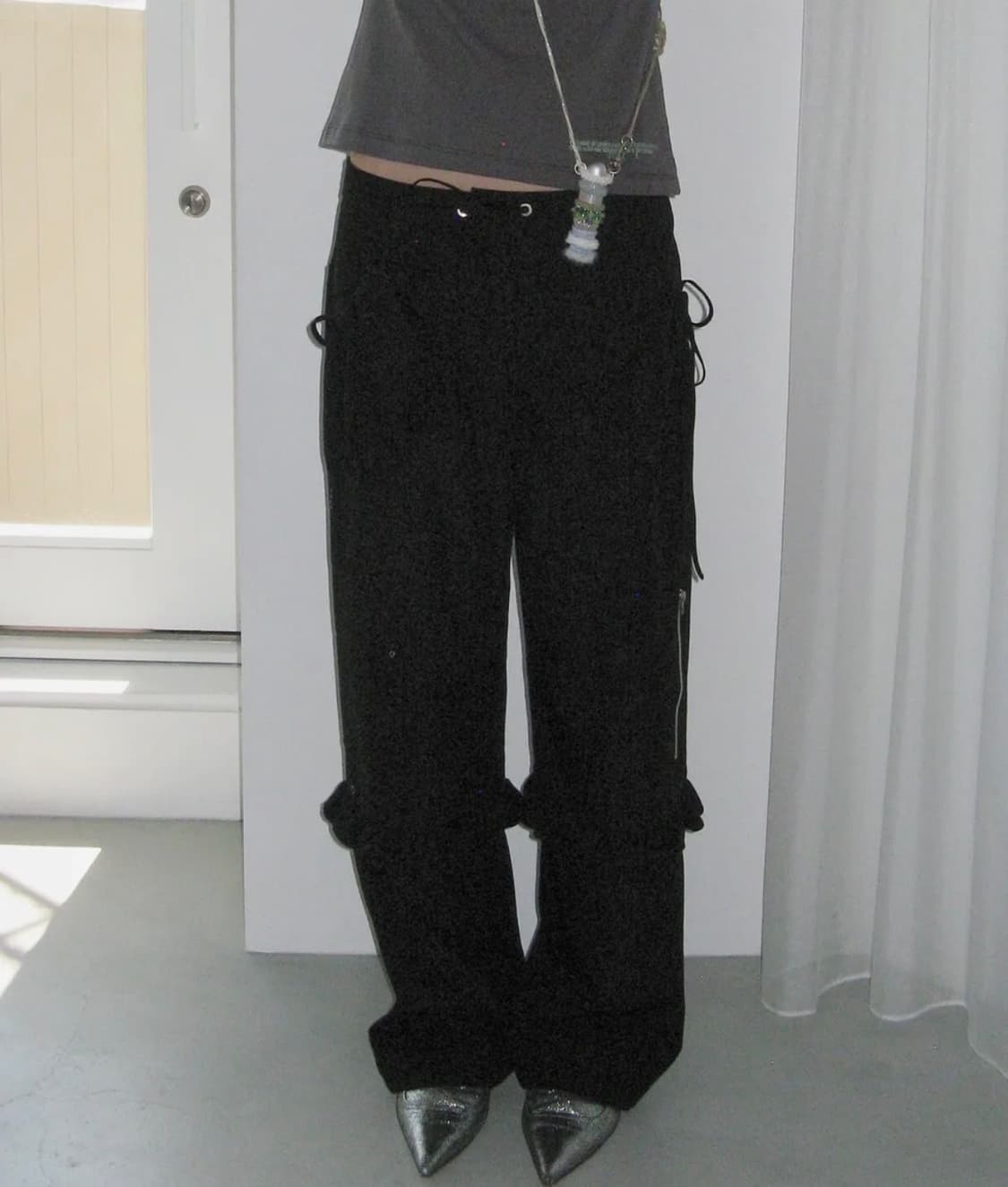 타입서비스 Ruffled Eyelet Pants [Black] 상품이미지1