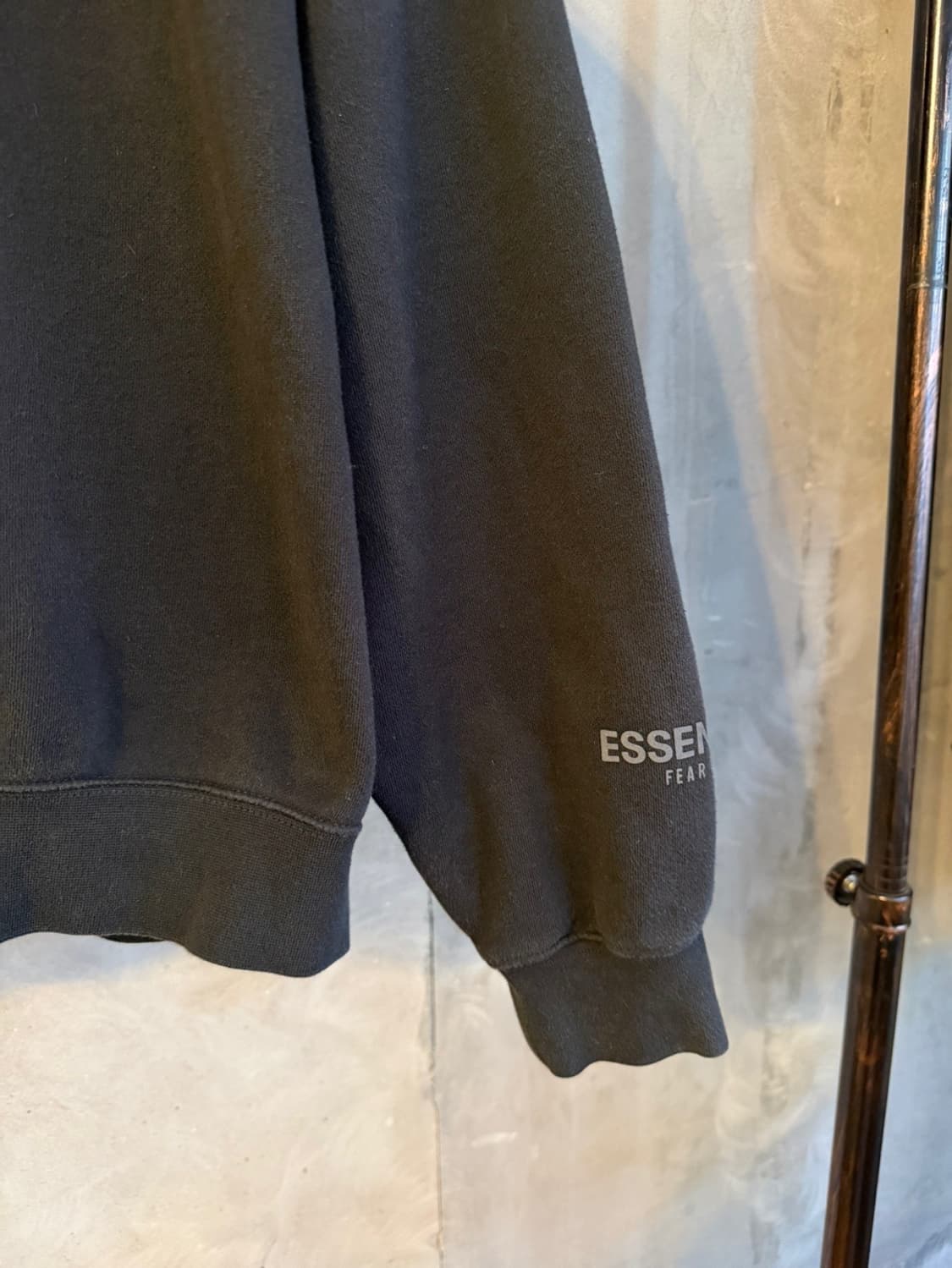 에센셜 맨투맨 100 상품이미지6