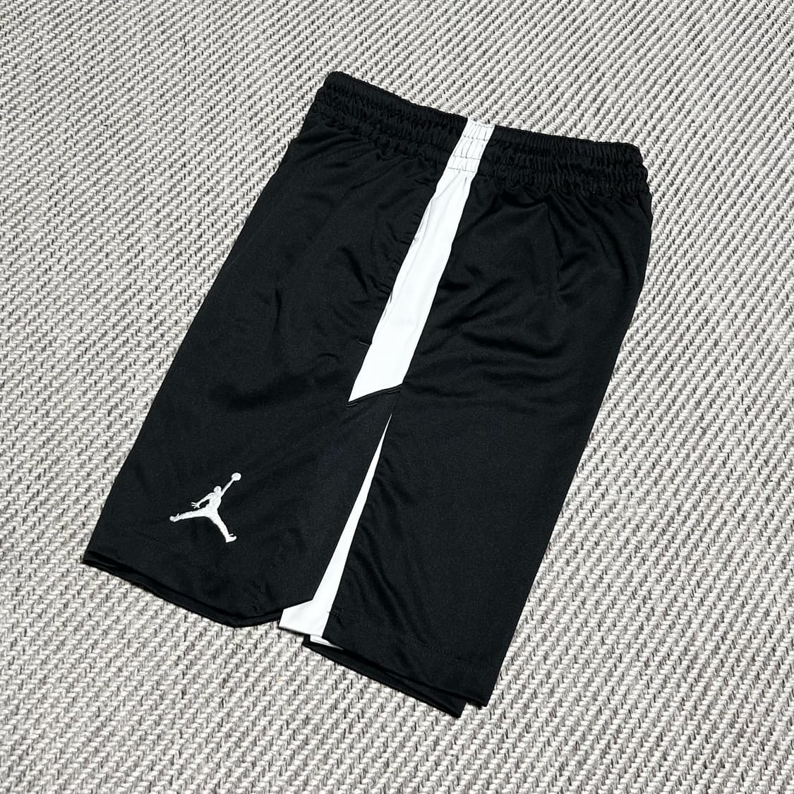 [M] Jordan 조던 검/흰 알파 트레이닝 반바지 상품이미지2