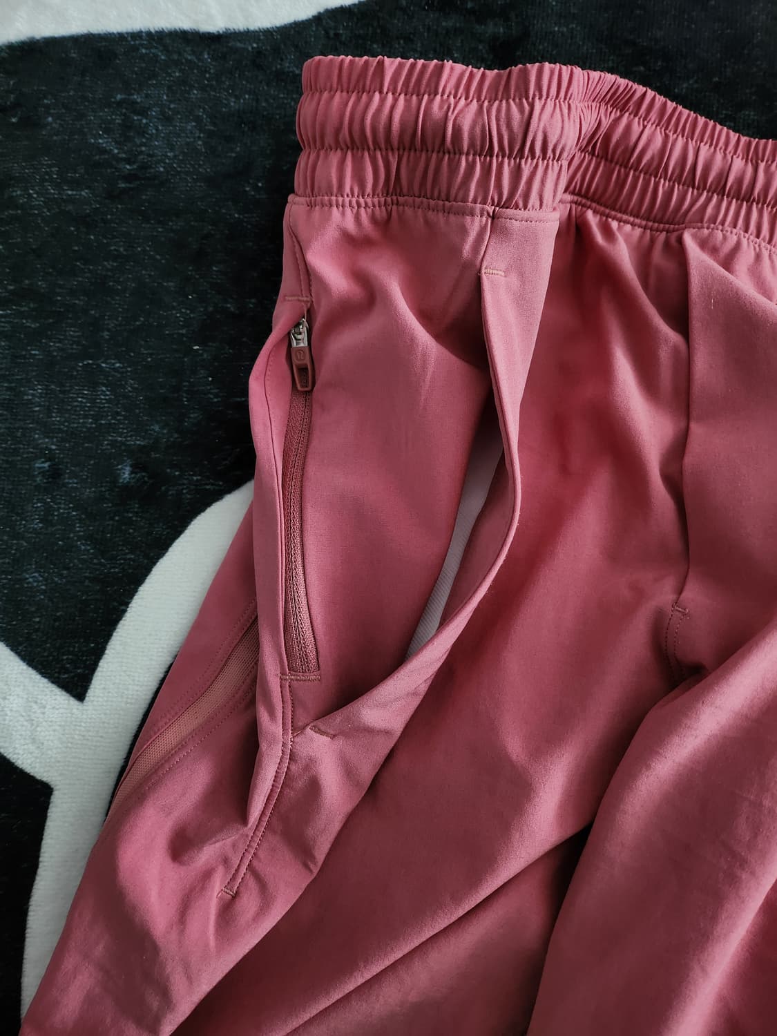 룰루레몬 페이스브레이커 상품이미지2