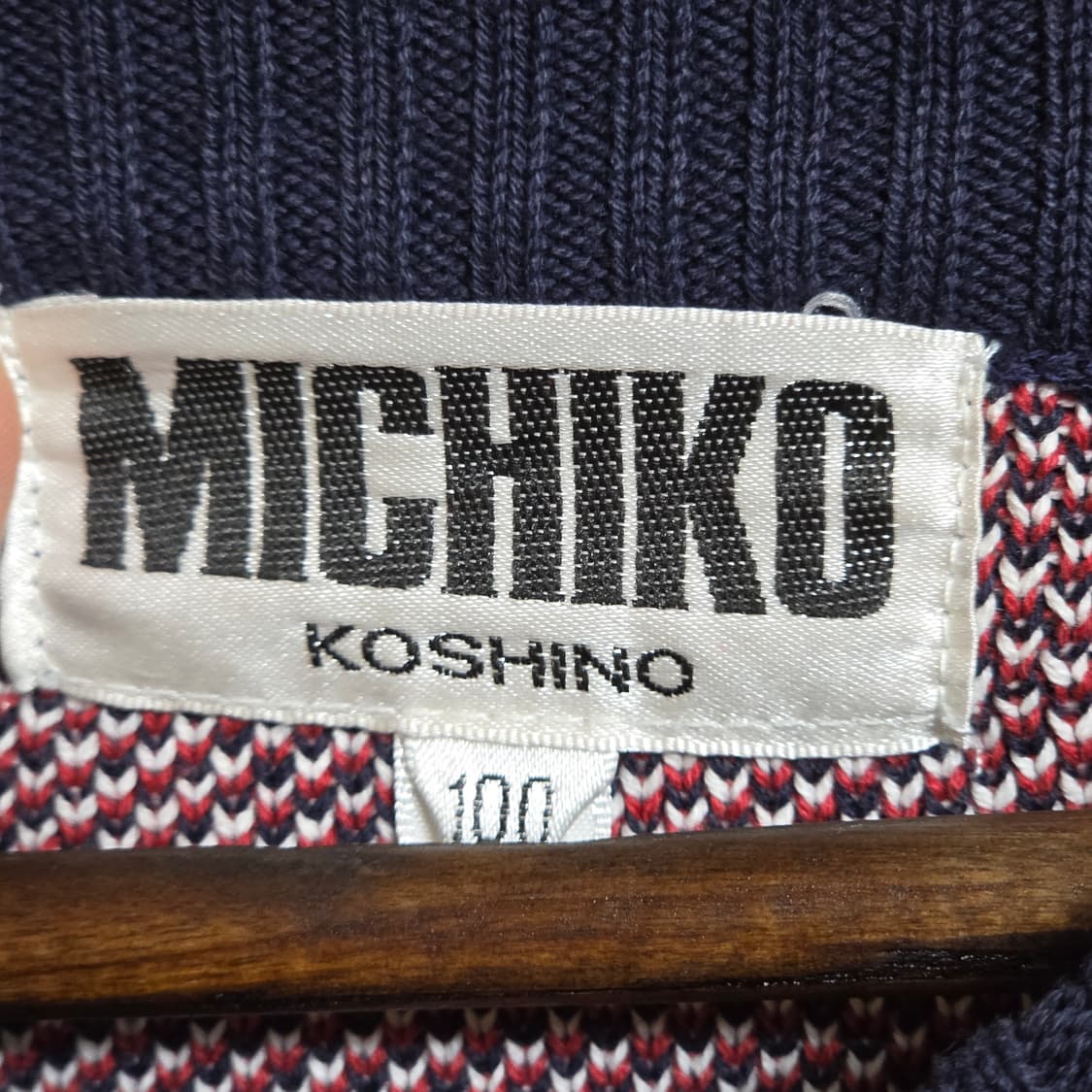 90'S 미치코 코시노 네이비 패턴 니트 상품이미지8
