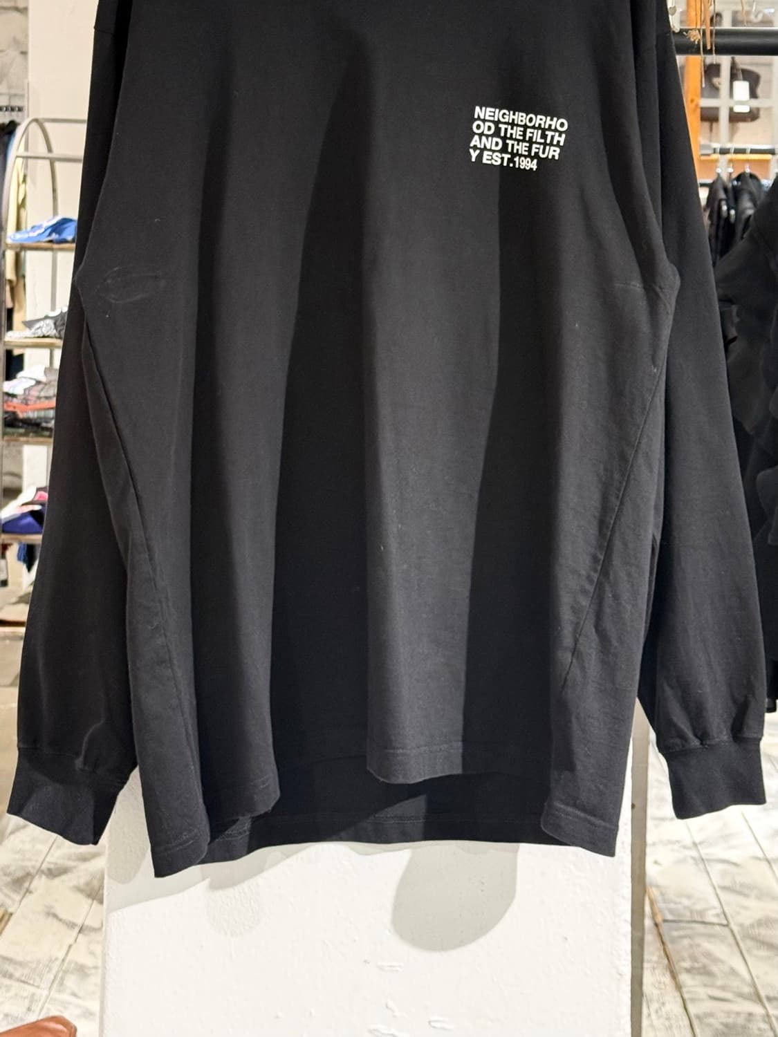 네이버후드 블랙 민트 레터링 롱 슬리브 티셔츠 상품이미지5