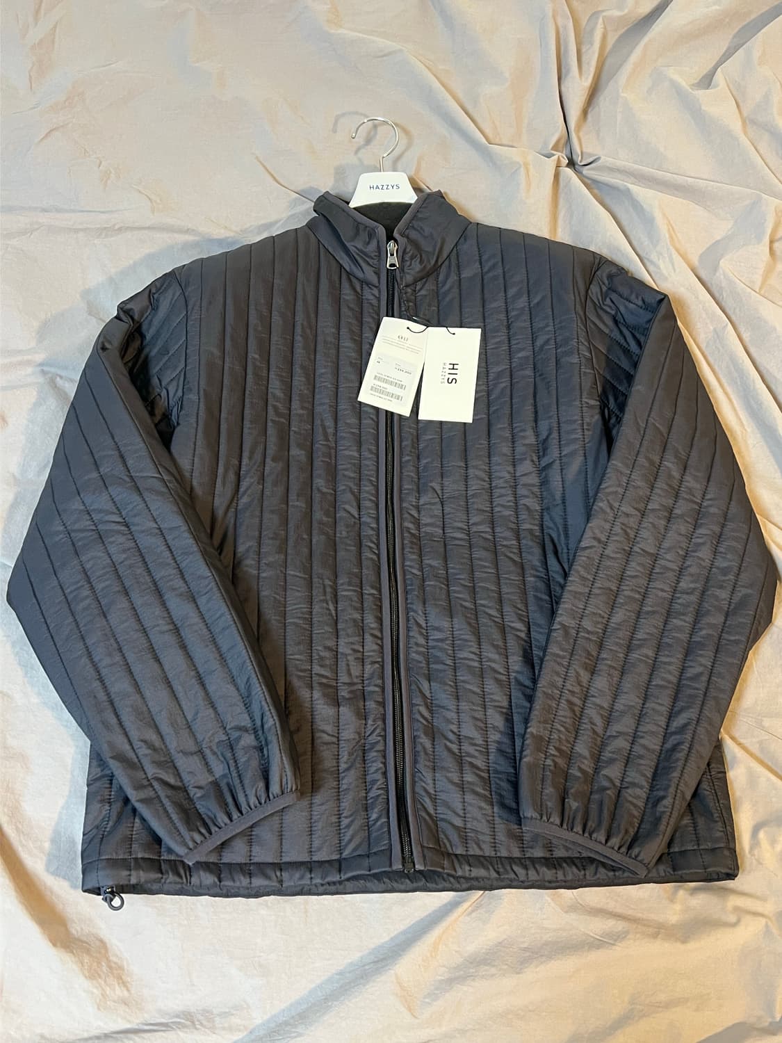 새상품/헤지스 [HIS]차콜 경량패딩 상품이미지1