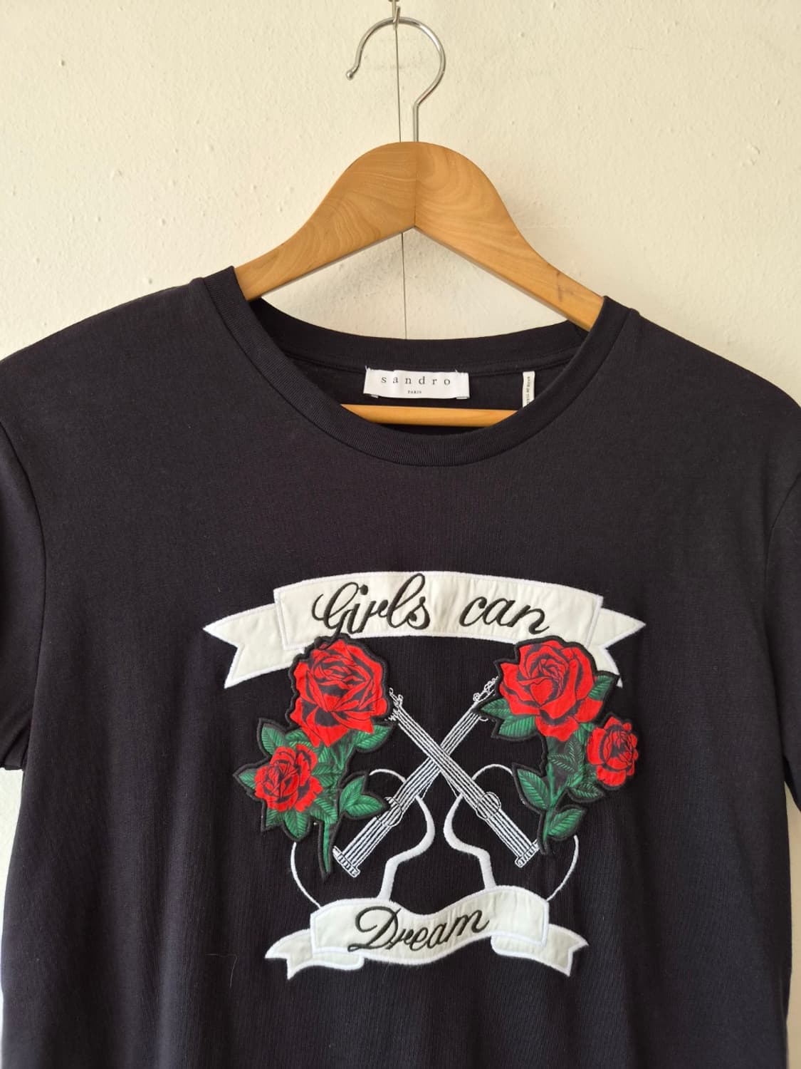 새제품)산드로 여성 로즈패치반팔티셔츠 1사이즈 상품이미지1