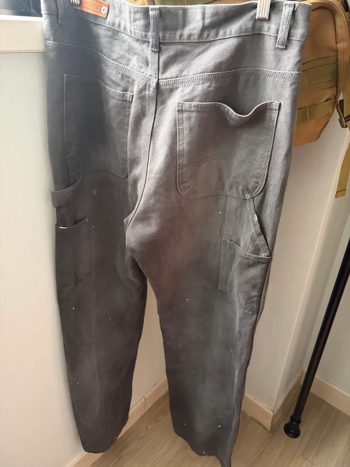 Blackout crack larrydoubleknee gray M 상품이미지2