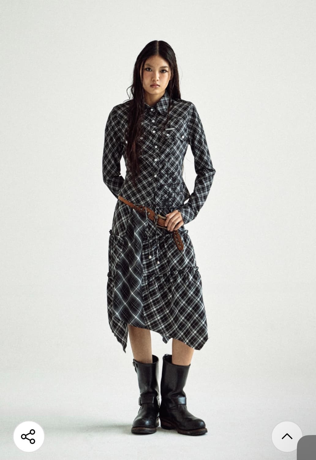 더바이닐하우스 페인팅 크롭 체크 셔츠 우먼 블랙 상품이미지6