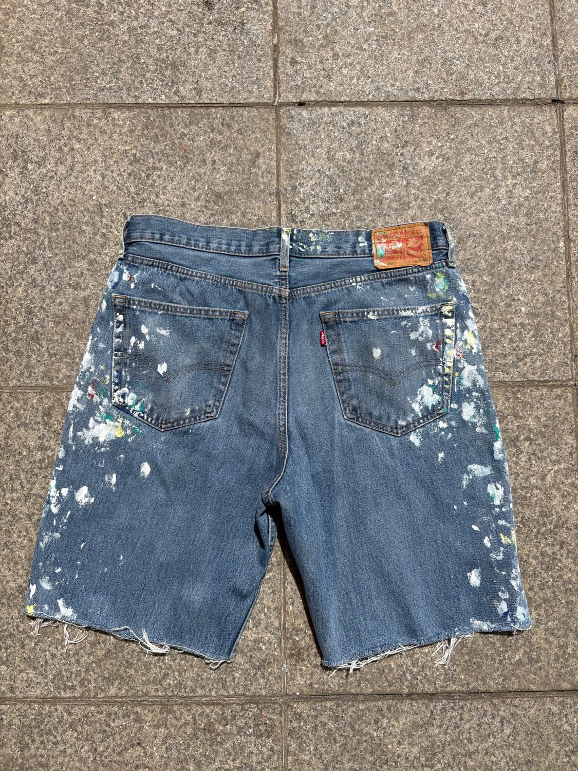 리바이스 550 컷오프 반바지 페인팅 데님팬츠 상품이미지2