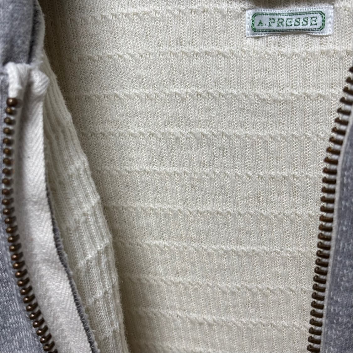 2) 아프레쎄 a.presse 25ss 후드 집업 상품이미지3