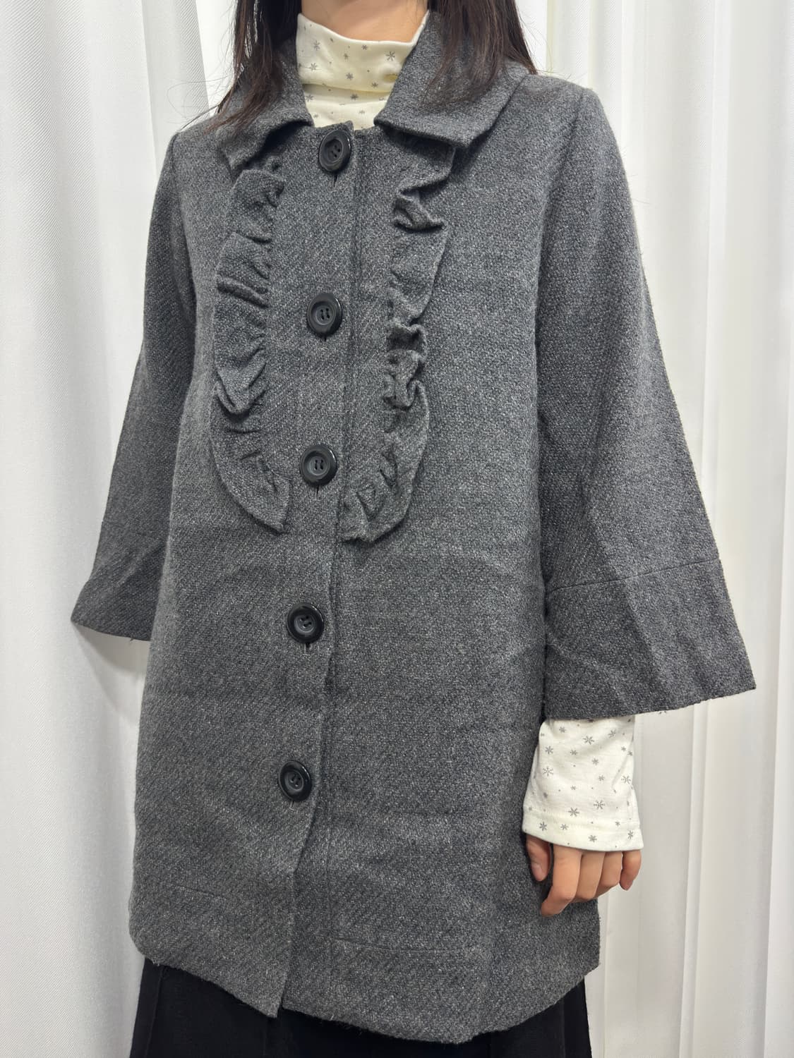 what’s new? gray frill detail coat 상품이미지3