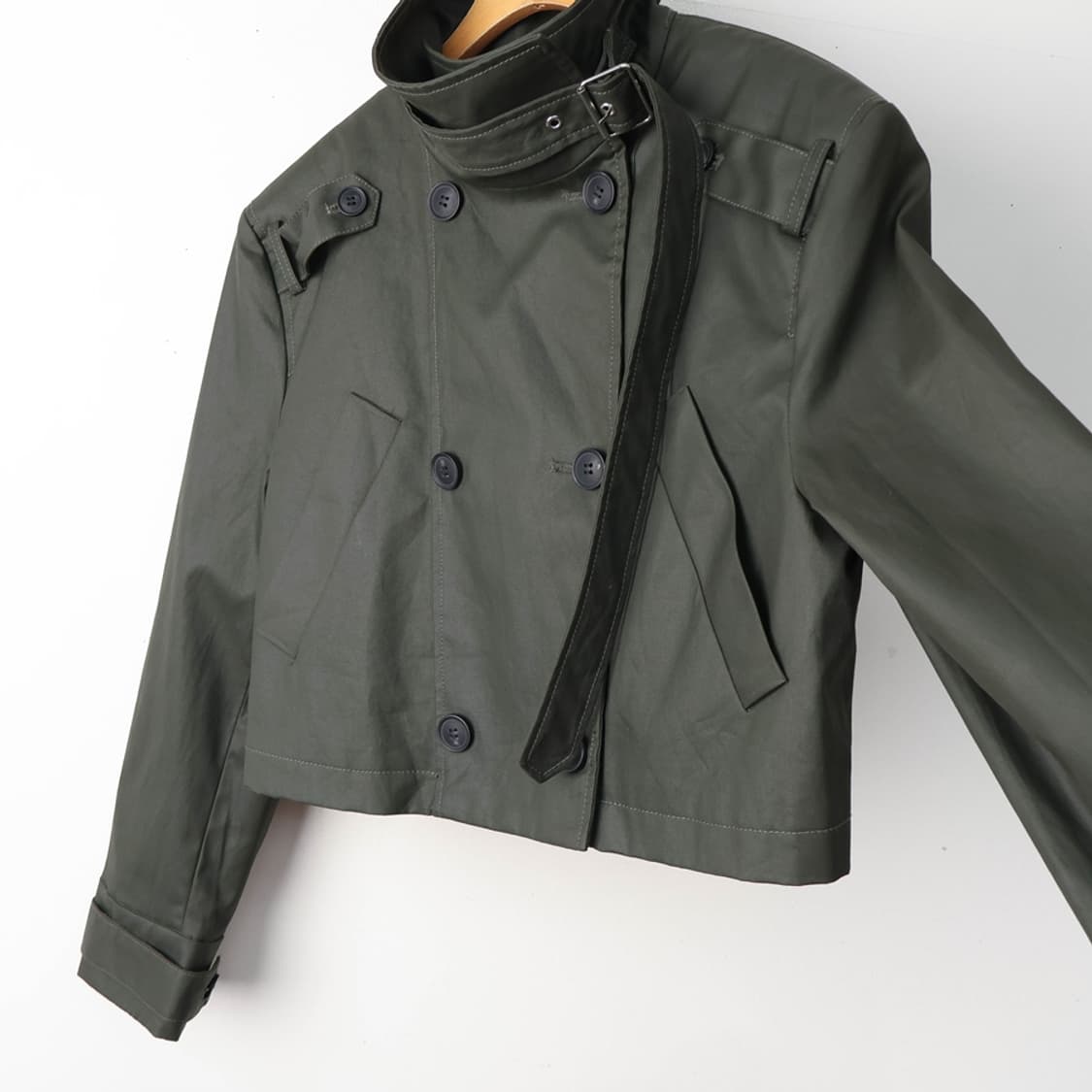 55/자라 크롭 왁스 트렌치코트 상품이미지4