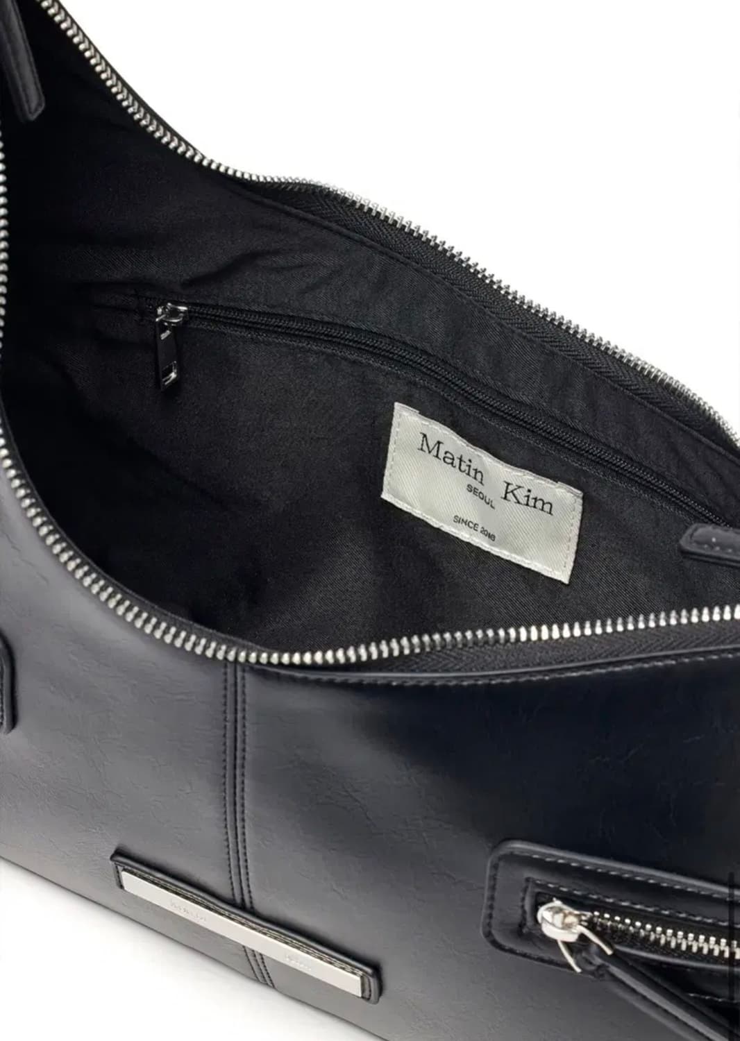 (새제품) 마뗑킴 - ASYMMETRICAL ZIPPER BAG IN B 상품이미지6