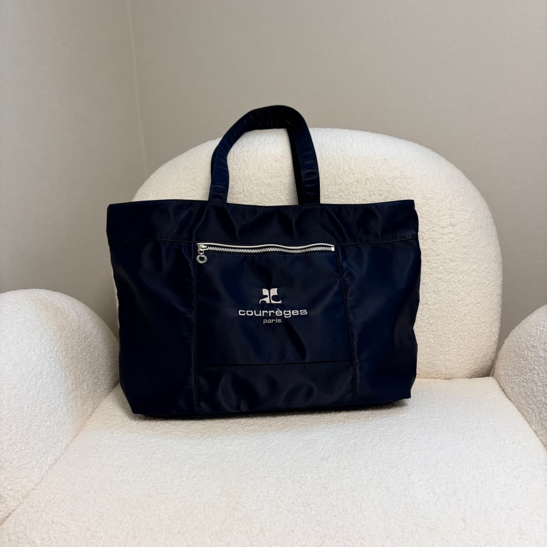 꾸레쥬 나일론 지퍼 쇼퍼백 상품이미지1